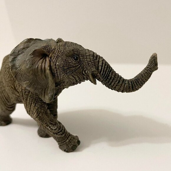 Vintage Elephant Resin Figurine 4.5 Inch Long Figure - Picture 6 of 16